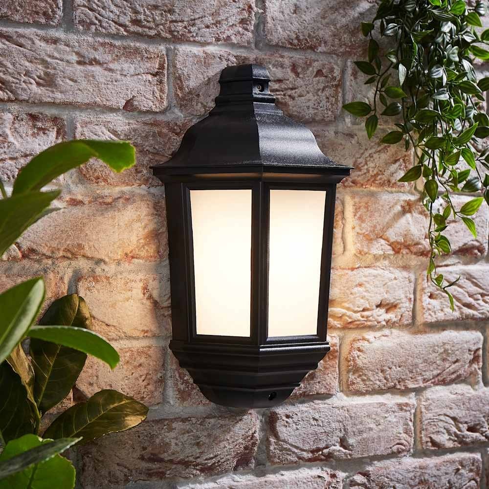 Outdoor Security Bulkhead Wall Light Lantern Standard / PIR Motion Sensor Lamp