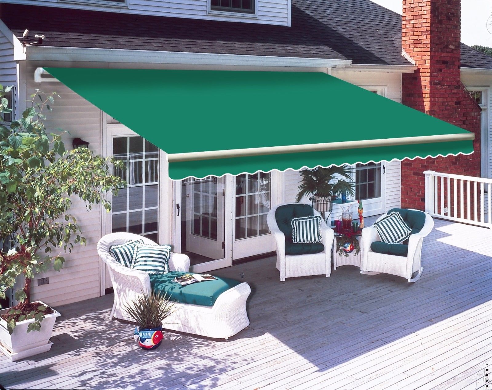 3 x 2.5m Patio Manual Awning Garden Canopy Sun Shade Retractable Shelter Green