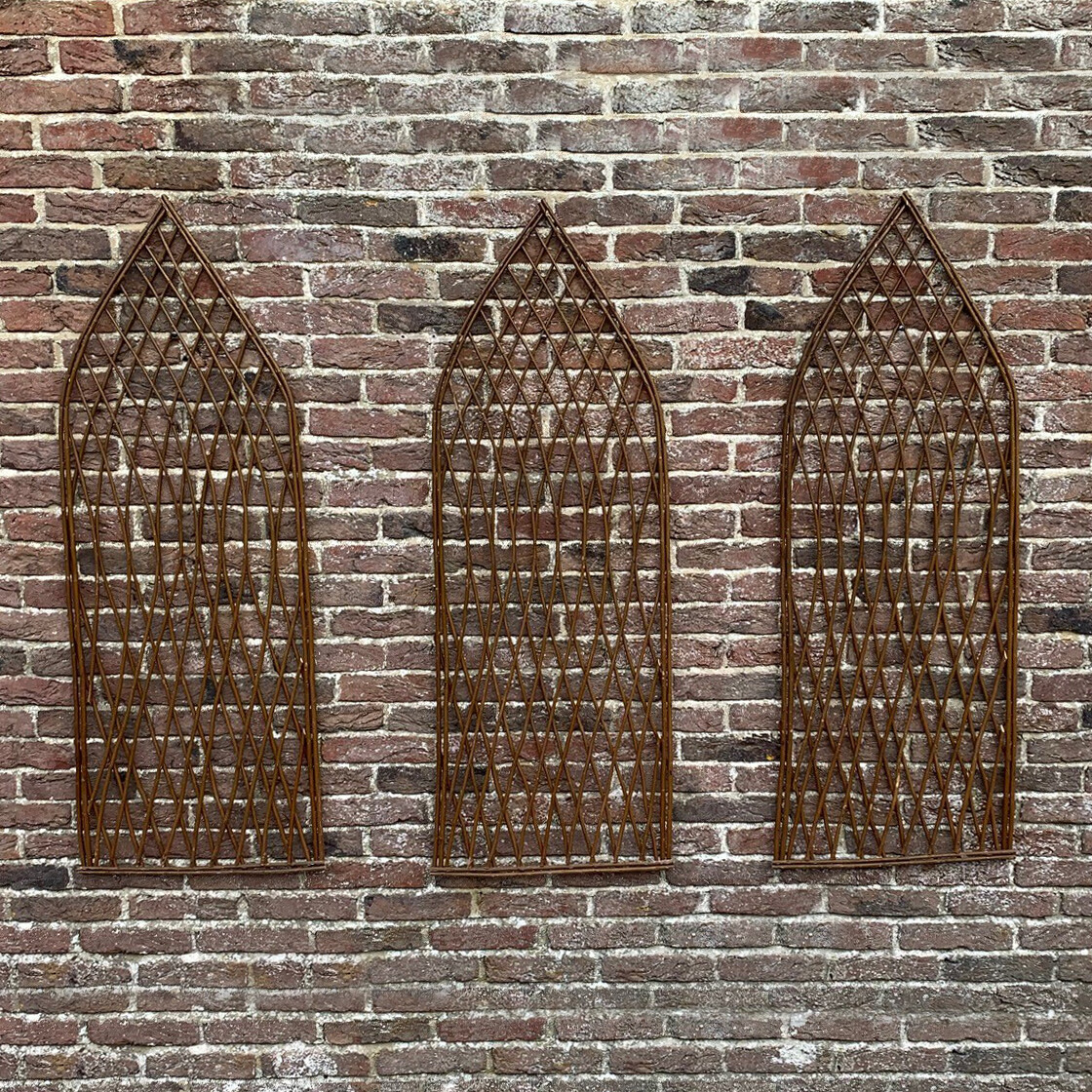 3 x Willow Garden Trellis Panels Climbing Plants Pointed Top (120cm x 45cm)