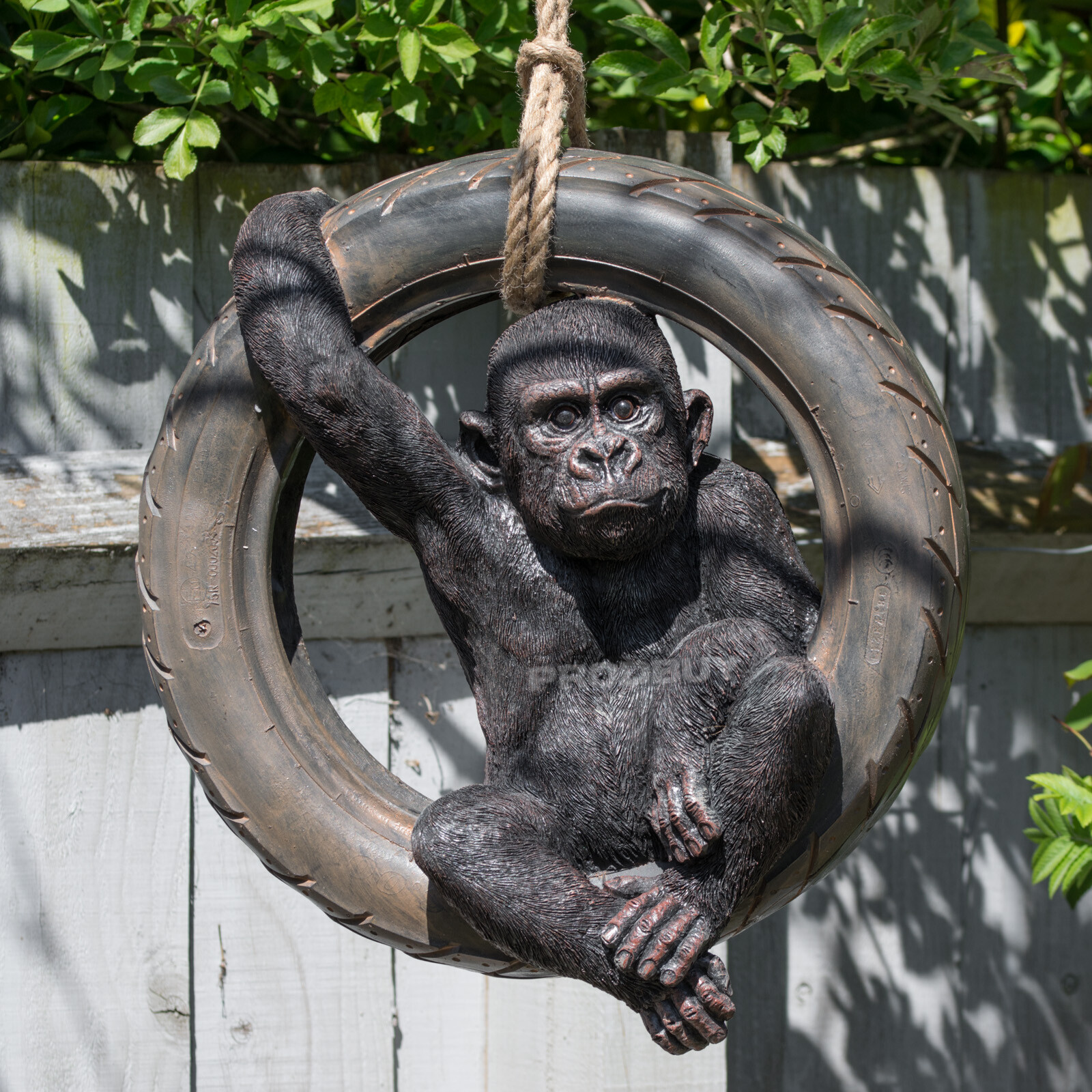 Rope Hanging Gorilla Tyre Swing Garden Ornament Statue Figure Sculpture Monkey