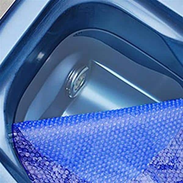 Castle HotTubs 7ft Sq Floating Blanket Heat Tub Cover 400 Micron Thermal Bubble