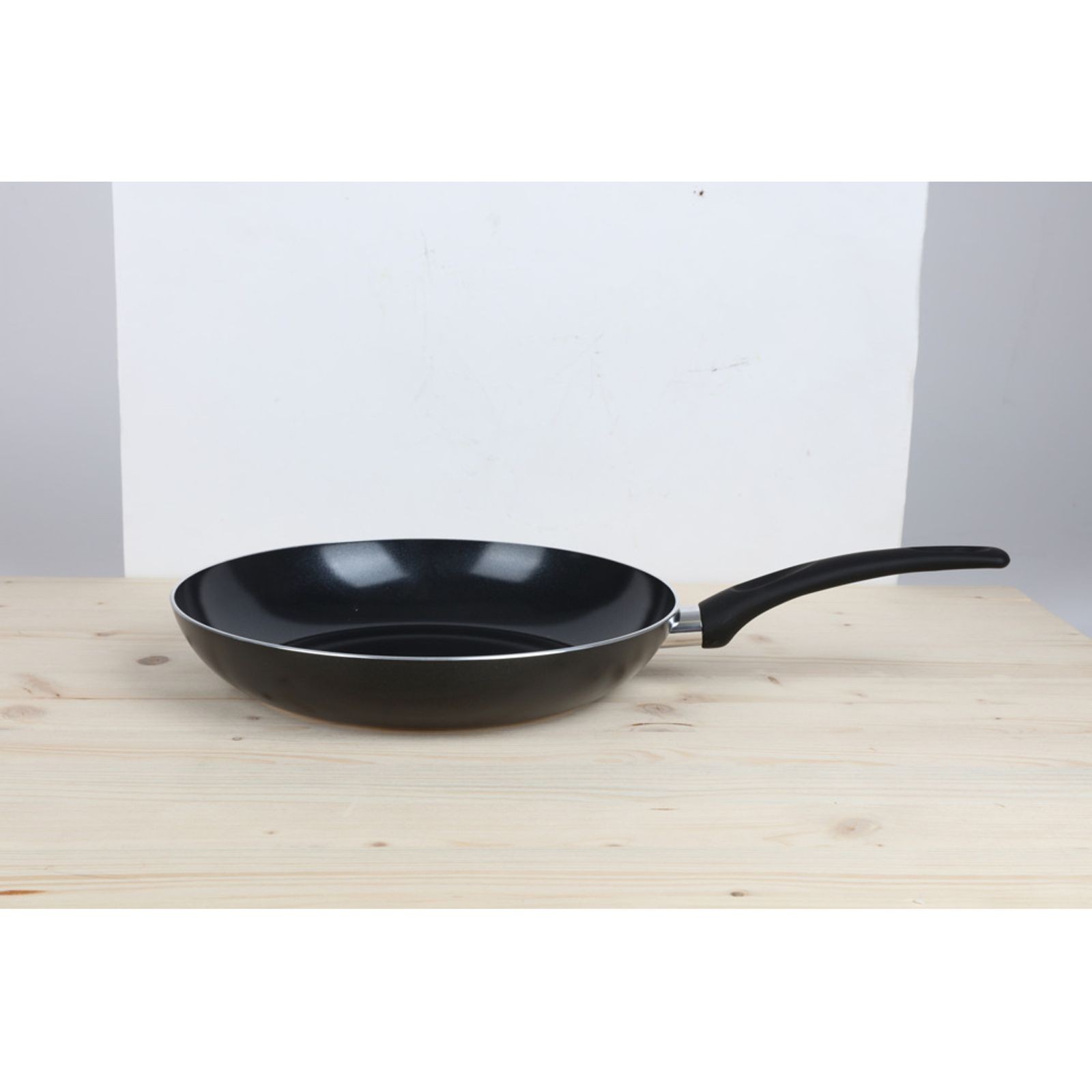 Palermo Frying Pan Ceramic 28Cm Black Induction Compatible