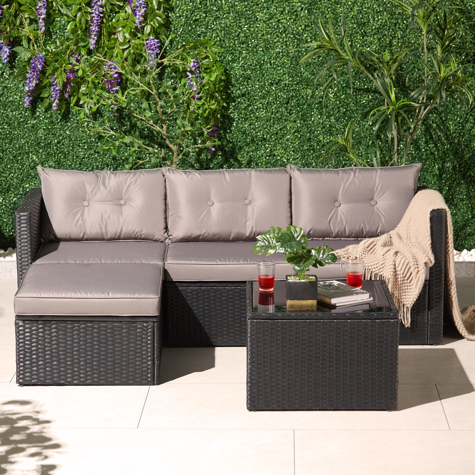 Rattan Corner Chaise Sofa & Table Set, 3-4 Seater Garden Sofa Set, VonHaus