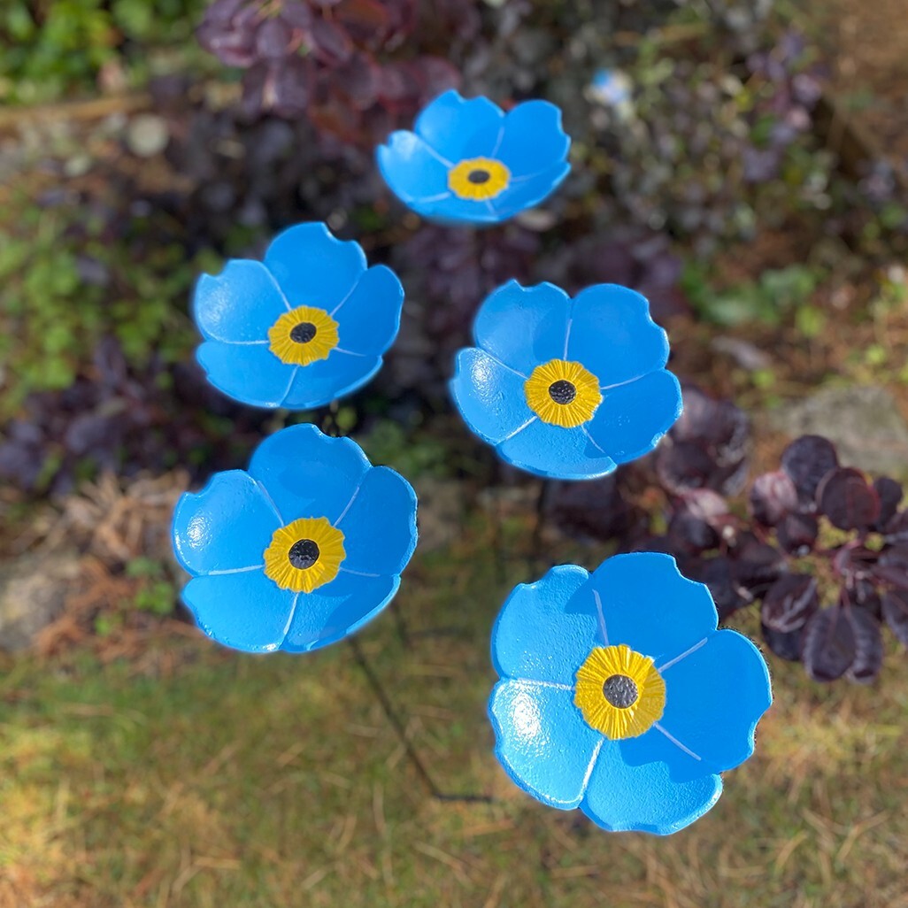5 x Cast Iron Bird Feeder Forget Me Not Dish Seed Flower on Pole Garden Ornament
