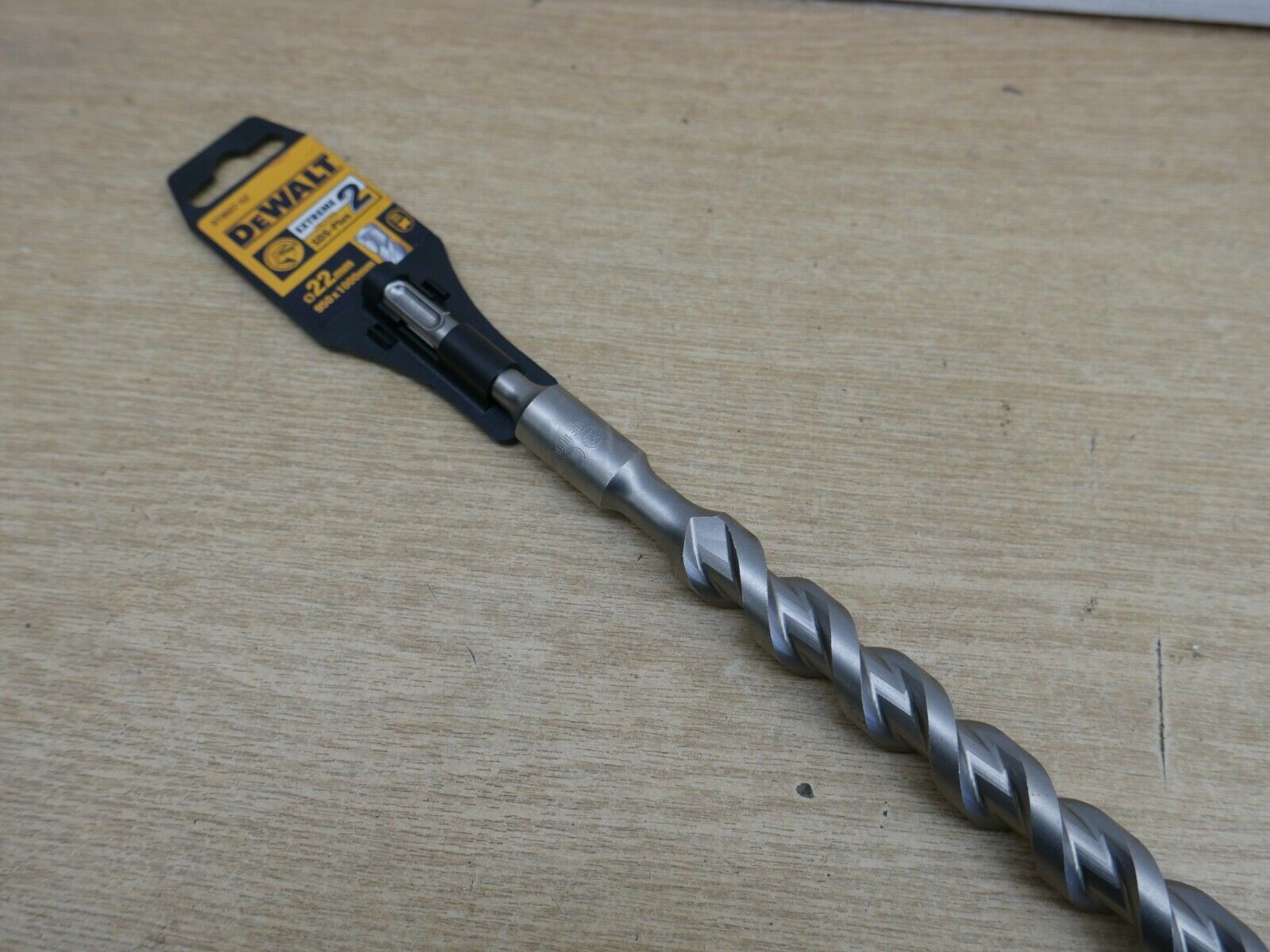 DeWALT EXTREME DT9607 22MM X 1000MM SDS PLUS CONCRETE DRILL BIT