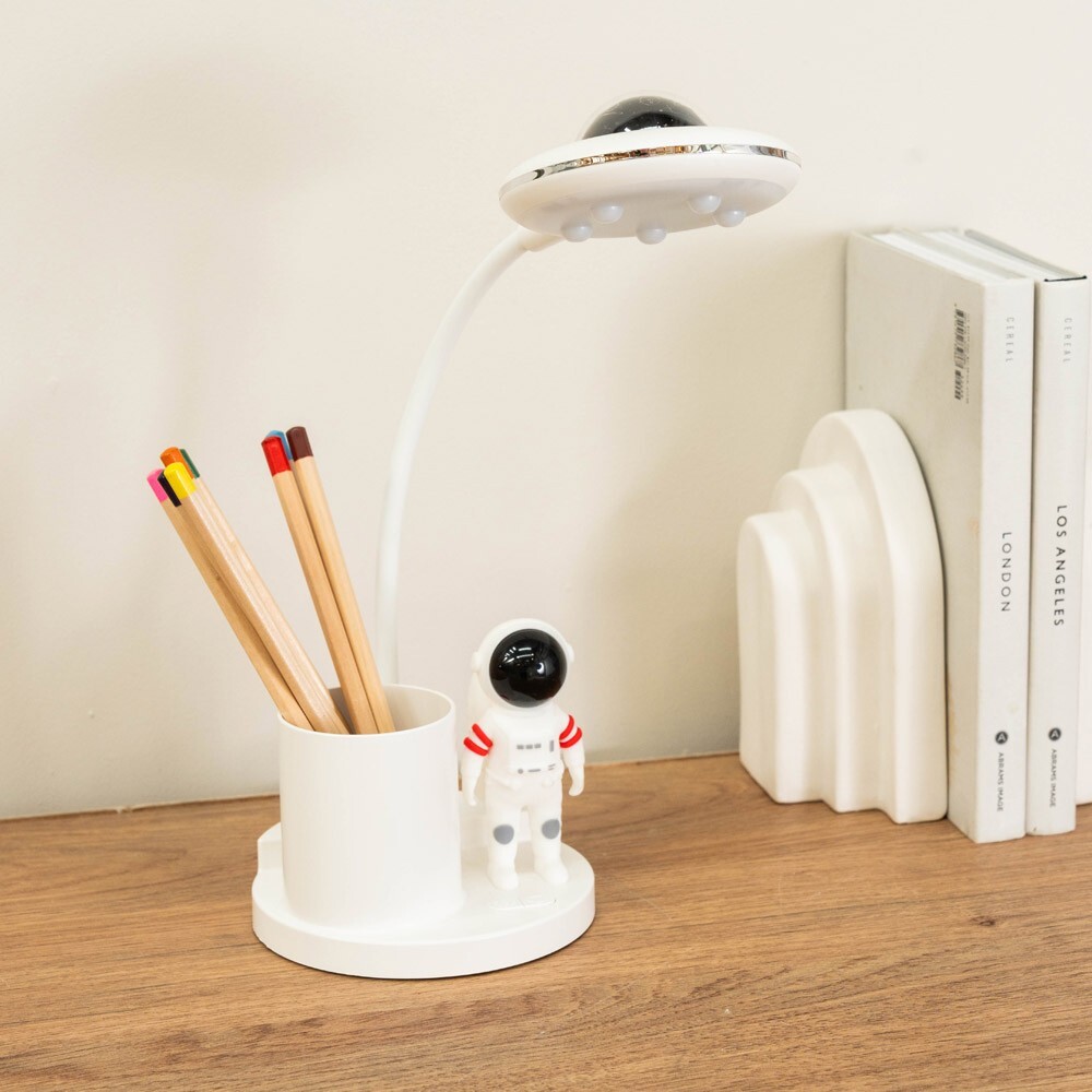 Spaceman Projector Desk Lamp Astronaut Galaxy Mood Night Light Bedroom Lighting