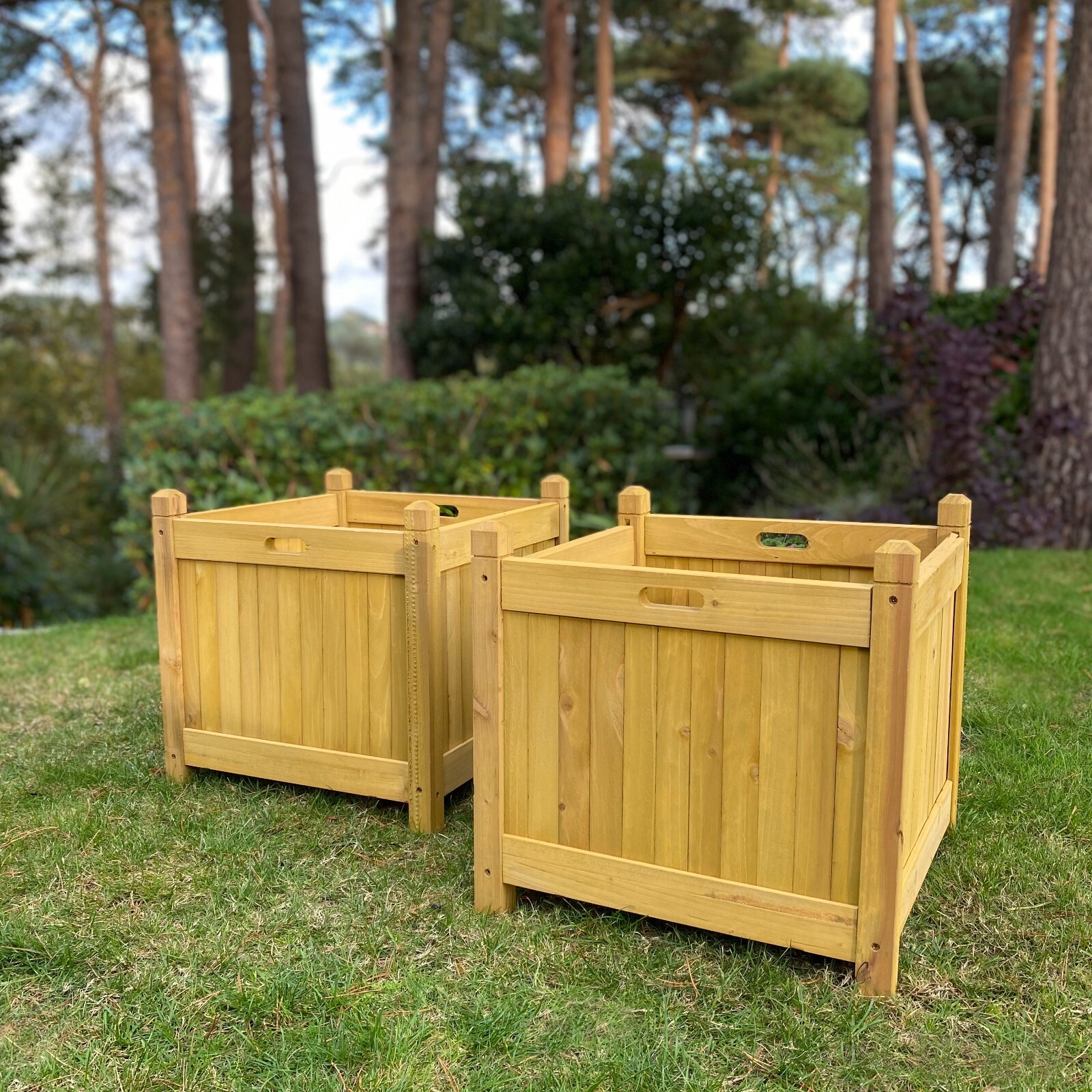 Square Wooden Garden Planter Pot in Tan (Set of 2) Flower Growing