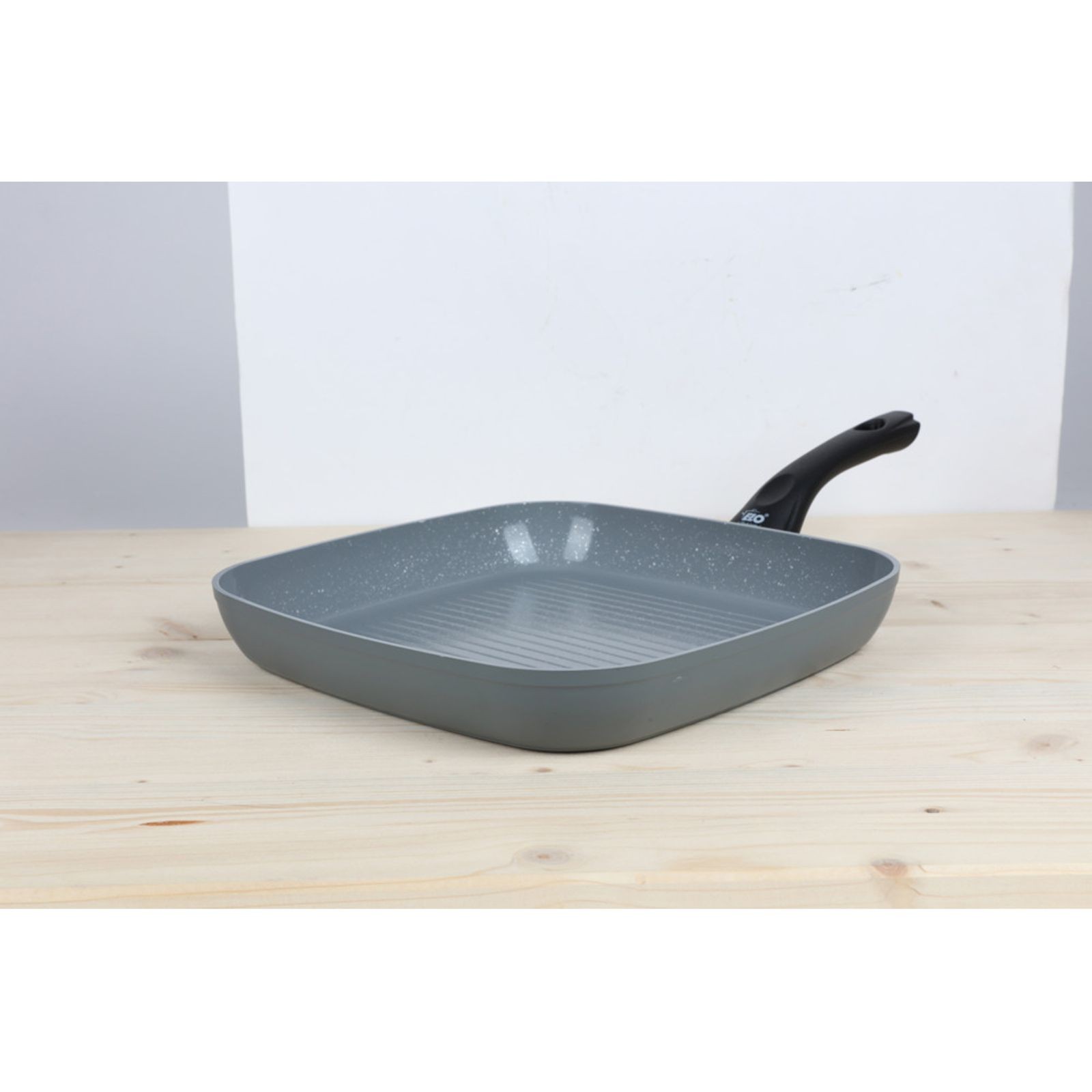 ELO Grill Pan Frying Pan Aluminum Pan BORNEO 28X28 Cm Ceramic Coated