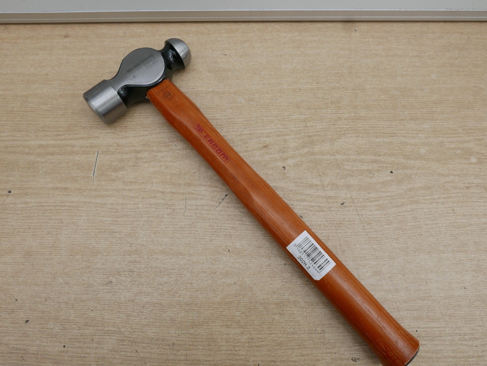 FACOM 202h.2 32oz ENGINEERS BALL PEIN HAMMER HICKORY HANDLE