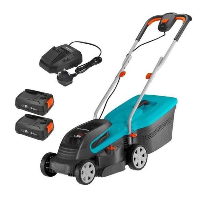 Gardena Powermax Battery Lawnmower 36V With 2 batteries & Charger Included - 32c