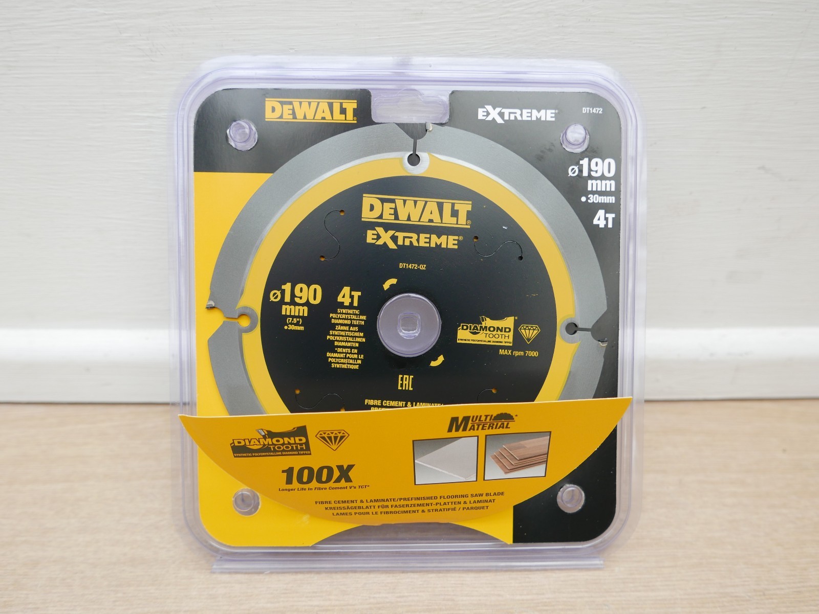DeWALT DT1472 MULTI MATERIAL PCD FIBRE CEMENT DIAMOND SAW BLADE 190MM X 4T
