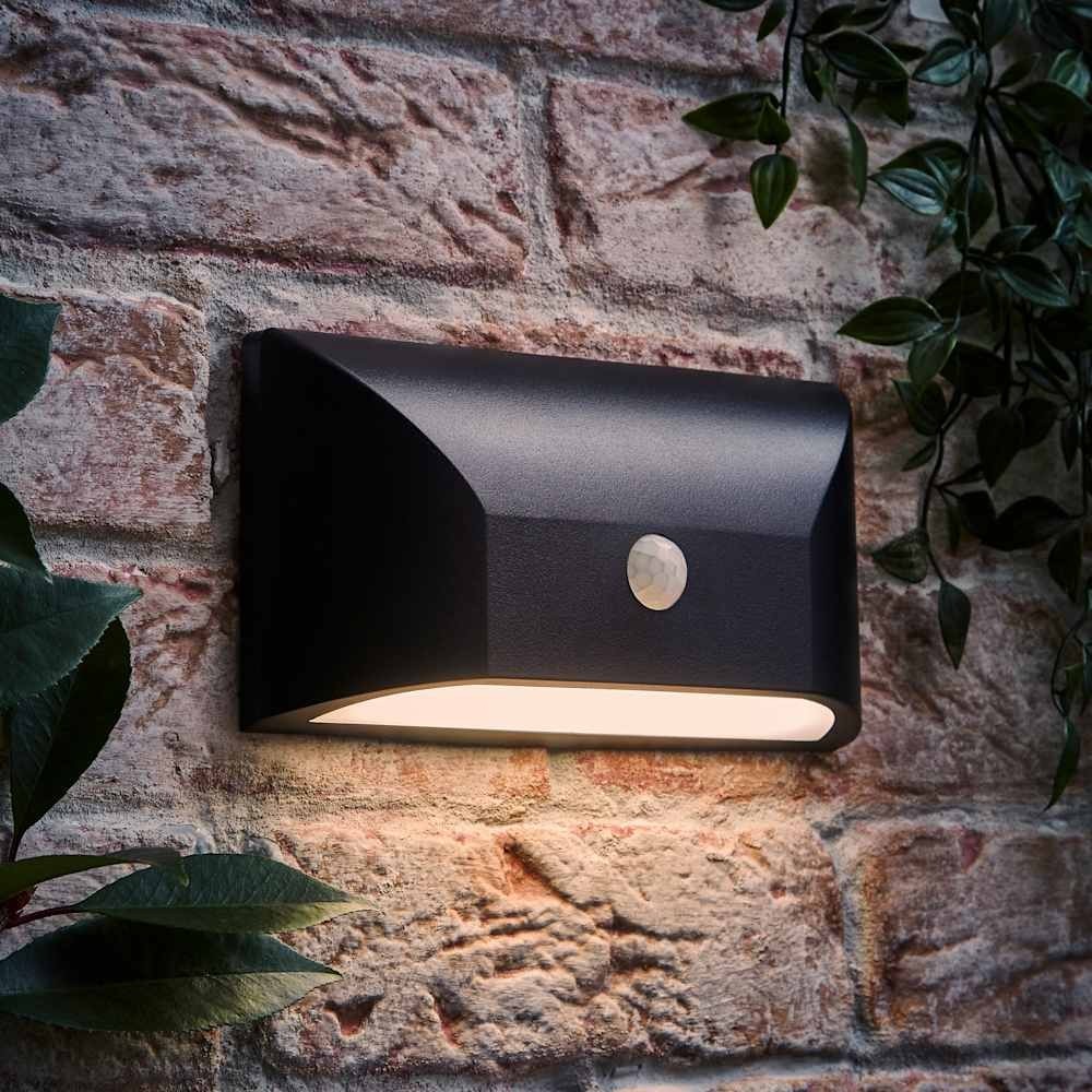 Outdoor Wall Light Fitting Outside LED PIR Downlight Security Motion Sensor