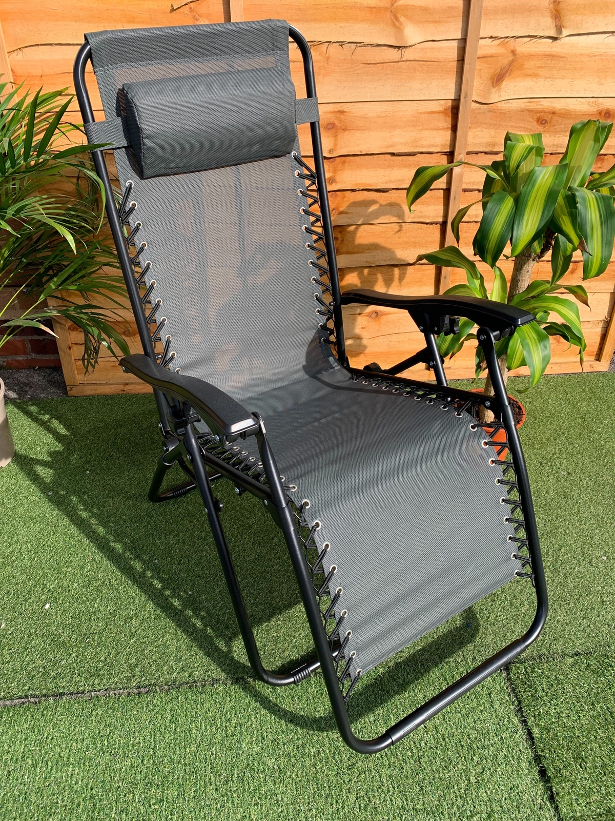 Grey Zero Gravity Garden Chair Relaxer Lounger & Head Rest Pillow SupaGarden