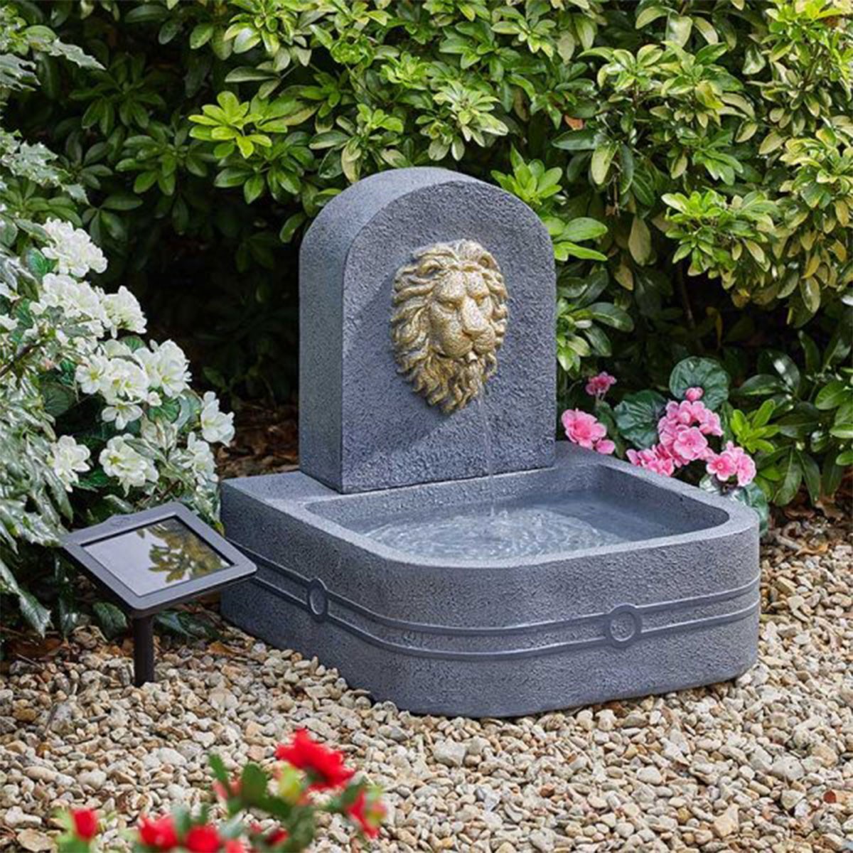 Smart Solar Lions Head Water Fountain