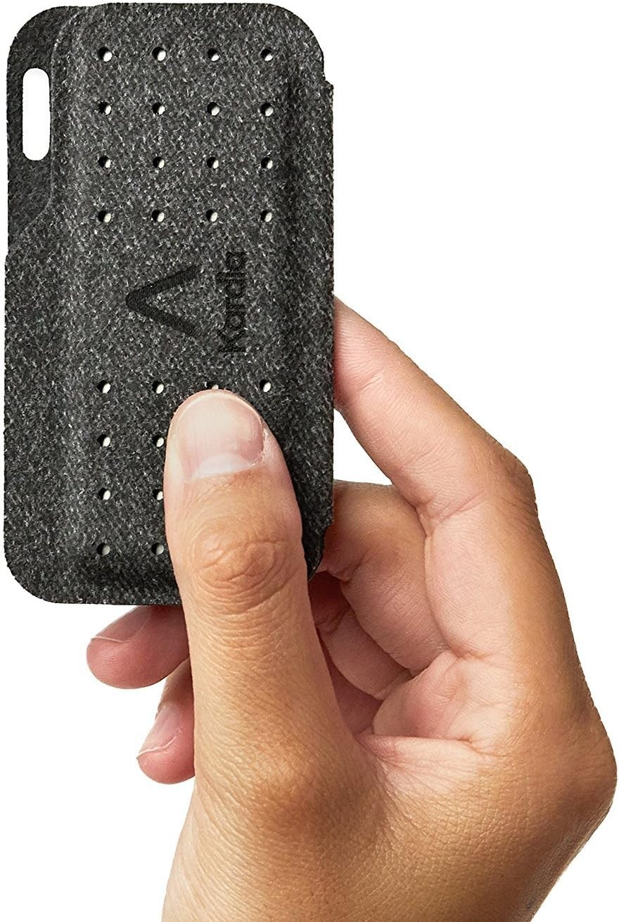AliveCor® Kardia Mobile Carry Pod Carrying Case | Travel Case Features Magneti