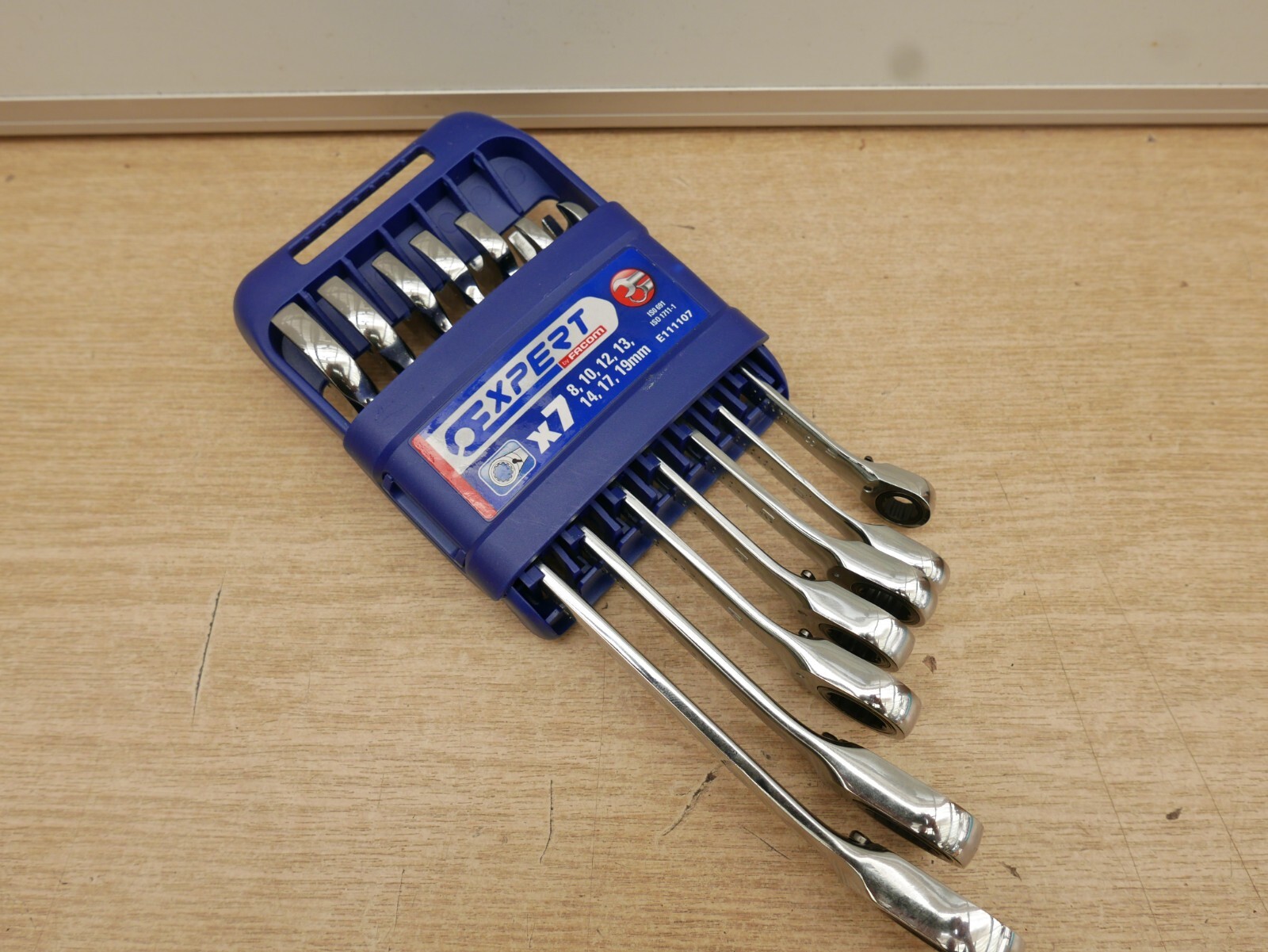 EXPERT BY FACOM E111107 8 to 19mm METRIC COMBINATION RATCHET ANGLED SPANNER SET